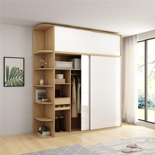 卧室整体衣柜