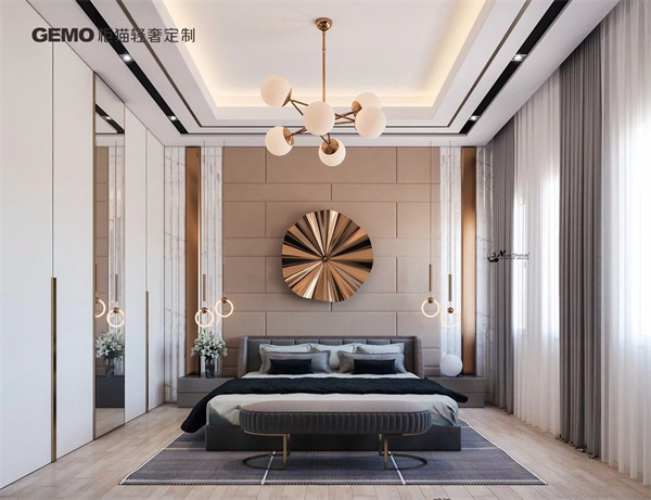 开轻奢定制家居店样品怎么选