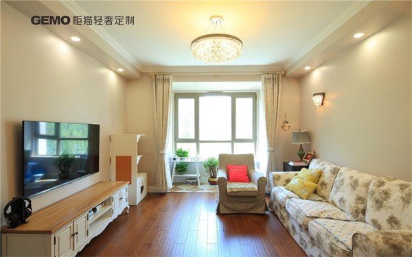 开轻奢定制店在什么城市好